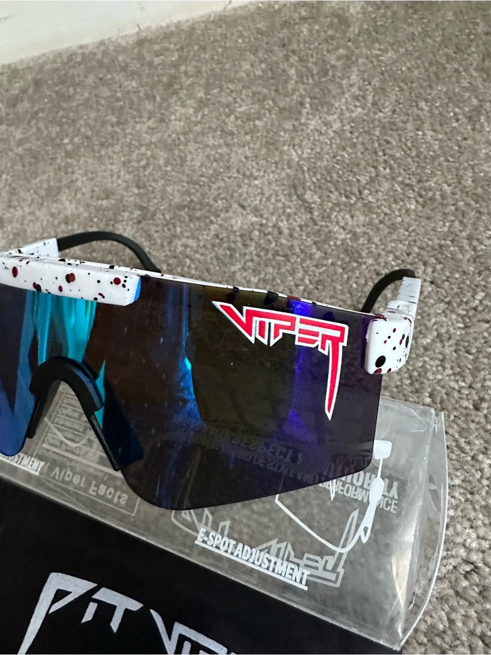 NWT Pit Viper THE ABSOLUTE FREEDOM ORIGINAL - POLARIZED sunglasses